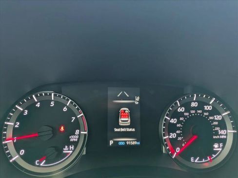 Used 2021 Toyota Highlander LE AWD/4WD image 10