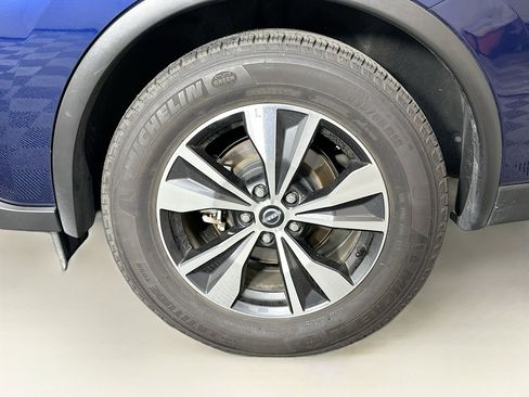 Used 2024 Nissan Murano SV image 11