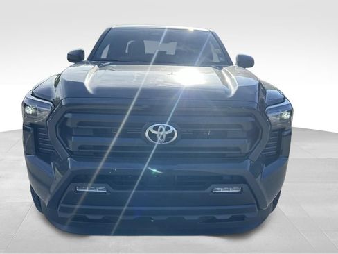 New 2026 Toyota Tacoma SR5 AWD/4WD image 8