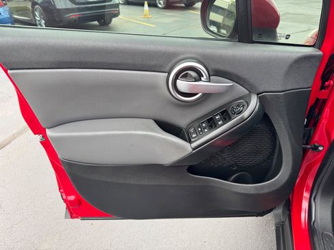 Used 2016 FIAT 500X Pop image 4