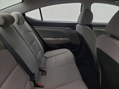 Used 2018 Hyundai Elantra SEL FWD image 19