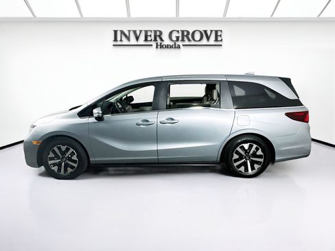 Certified 2026 Honda Odyssey EX-L image 7