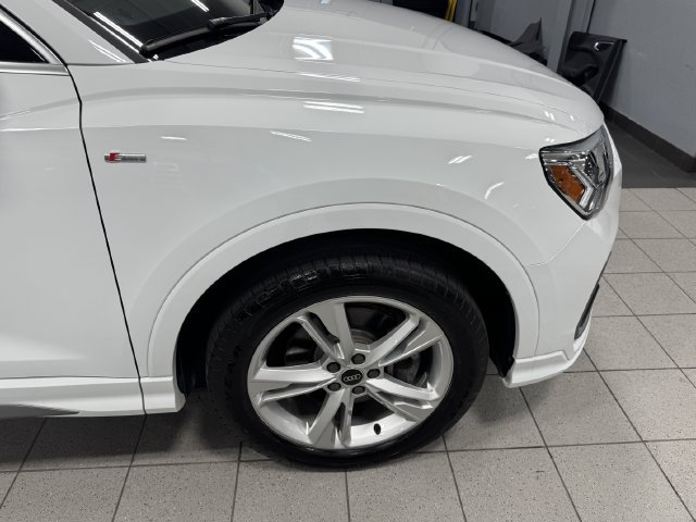 Certified 2023 Audi Q3 2.0T Premium Plus w/ Premium Plus Package AWD/4WD image 9