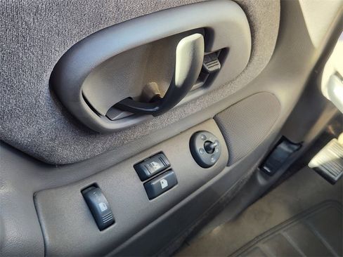 Used 1998 GMC Sierra 1500 SLE image 12