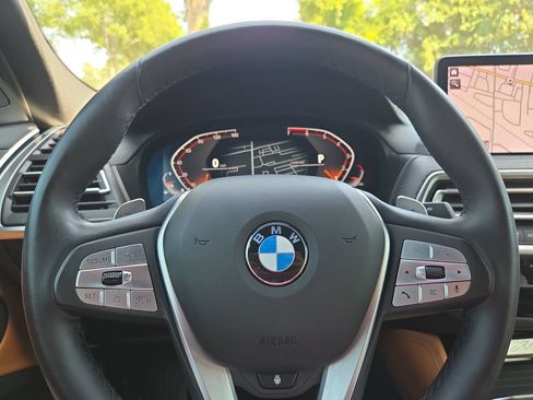 Used 2023 BMW X4 xDrive30i w/ Premium Package AWD/4WD image 18