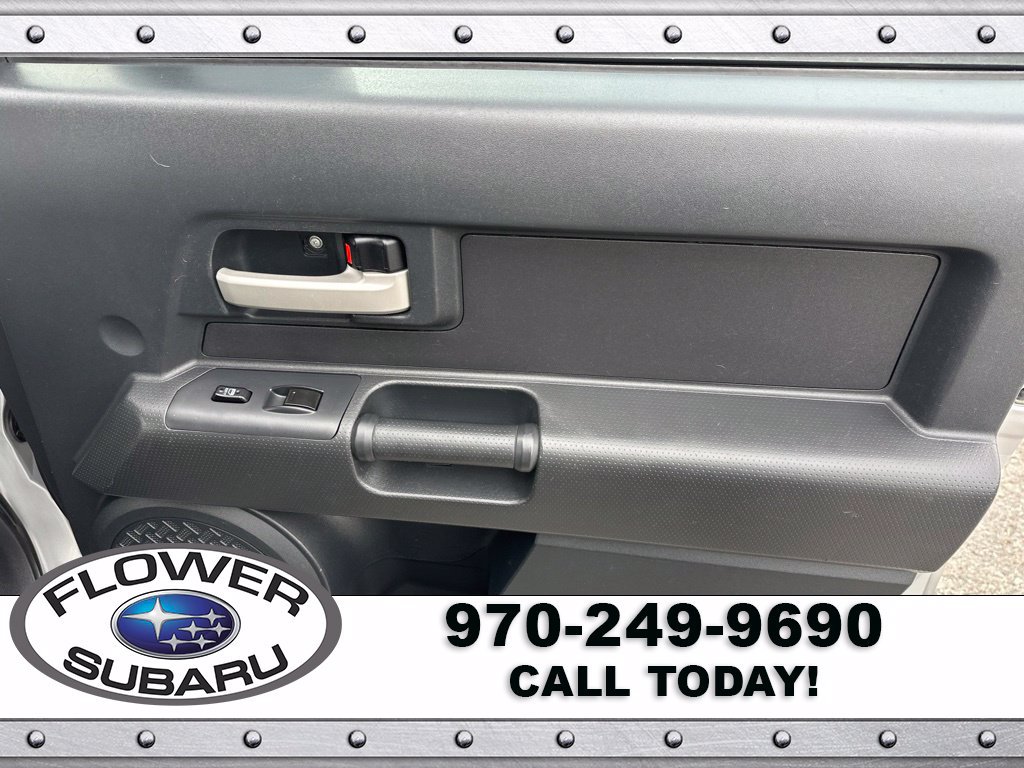 Used 2008 Toyota FJ Cruiser 4WD w/ Convenience Pkg image 12
