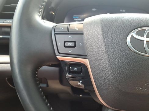 Used 2024 Toyota Crown Platinum AWD/4WD image 21