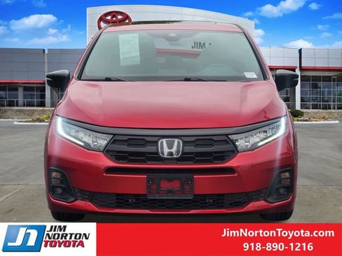 Used 2025 Honda Odyssey Sport-L image 2