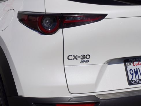Used 2024 MAZDA CX-30 AWD 2.5 S w/ Preferred Package image 8