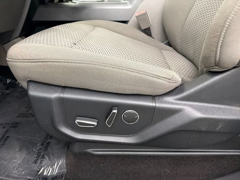 Used 2018 Ford F150 XLT w/ Equipment Group 302A Luxury RWD image 10