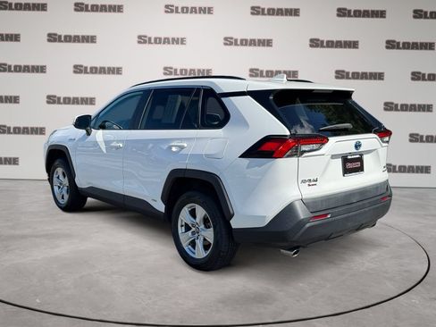 Used 2020 Toyota RAV4 XLE w/ Convenience Package AWD/4WD image 3