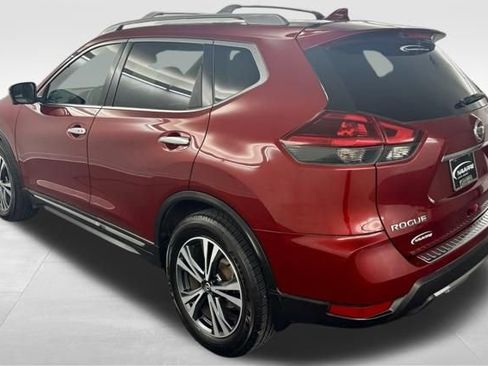 Used 2018 Nissan Rogue SL FWD image 9