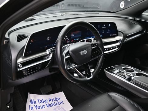 Used 2024 Cadillac Lyriq Sport AWD/4WD image 16