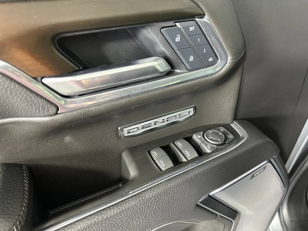 Used 2025 GMC Sierra 1500 Denali w/ Denali Reserve Package AWD/4WD image 28