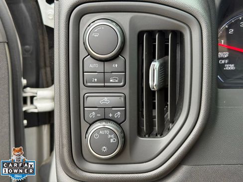 Used 2022 Chevrolet Silverado 1500 Custom AWD/4WD image 3