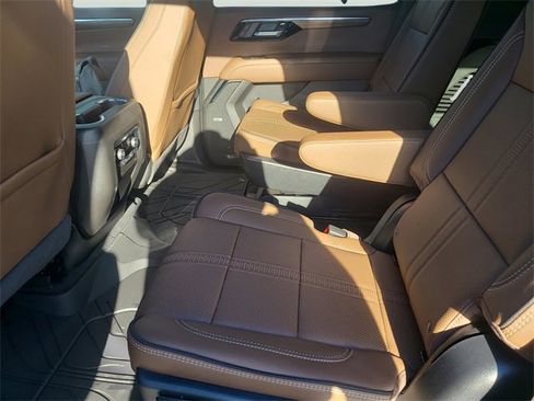 New 2026 Chevrolet Tahoe High Country image 15