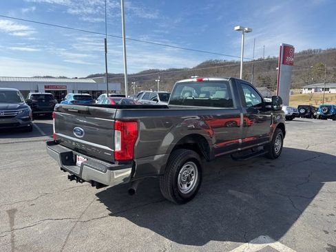 Used 2017 Ford F250 XL w/ Power Equipment Group image 8