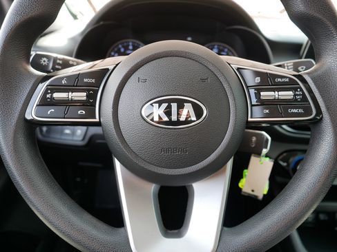 Used 2019 Kia Forte LXS image 25