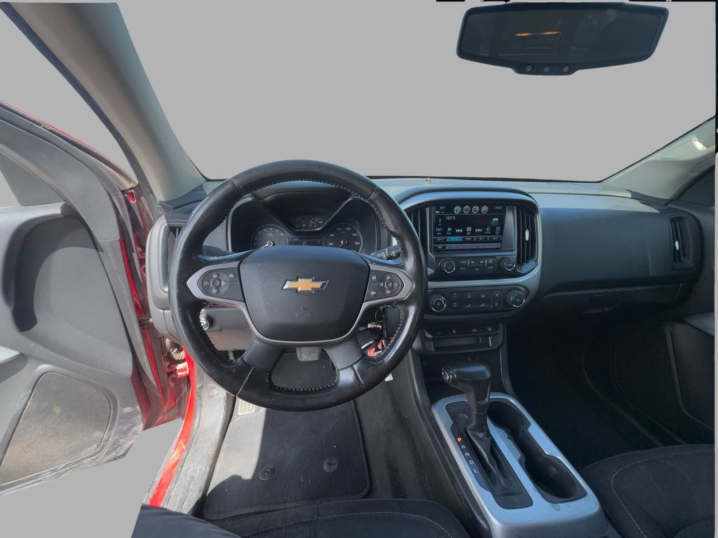 Used 2018 Chevrolet Colorado LT w/ LT Convenience Package RWD image 17