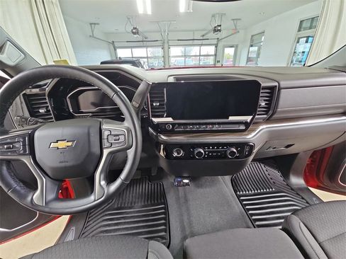 Certified 2023 Chevrolet Silverado 1500 LT image 23