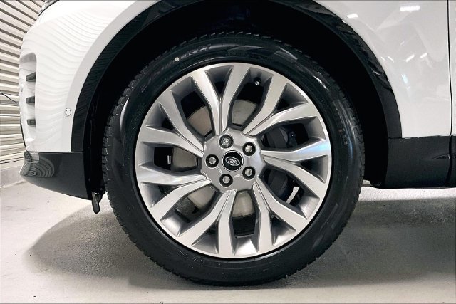 New 2026 Land Rover Discovery Limited Edition AWD/4WD image 10