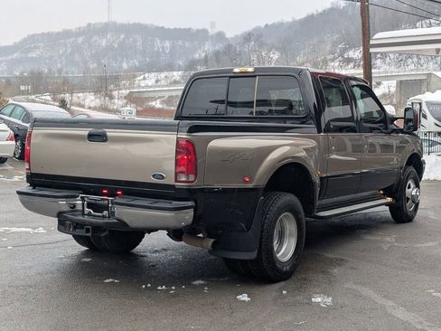 Used 2004 Ford F350 Lariat AWD/4WD image 10