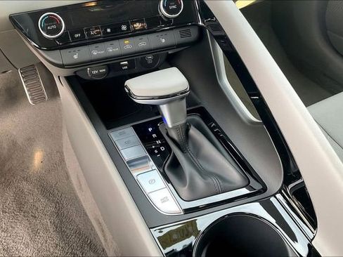 New 2026 Hyundai Elantra SEL Sport Premium FWD image 8
