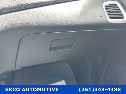 Used 2017 GMC Terrain SLE w/ Nightfall Package image 23