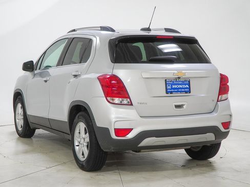 Used 2018 Chevrolet Trax LT w/ LT Convenience Package image 7
