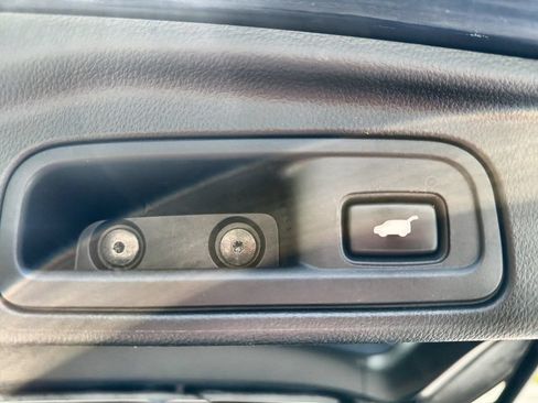 Used 2019 Honda Pilot Touring image 39