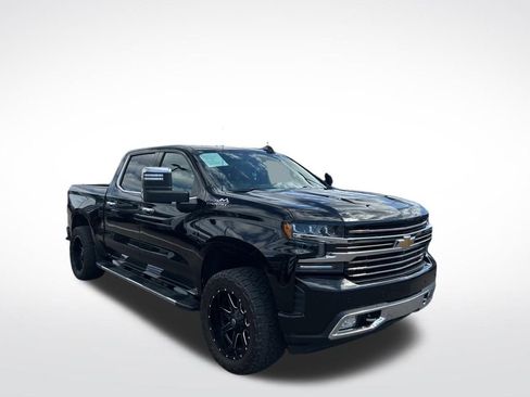 Used 2020 Chevrolet Silverado 1500 High Country w/ Technology Package AWD/4WD image 7