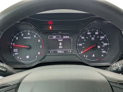 Used 2025 Chevrolet Trax LS image 20