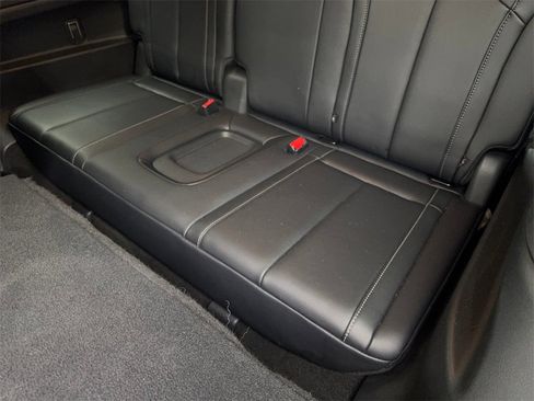 Used 2024 INFINITI QX60 Luxe image 40