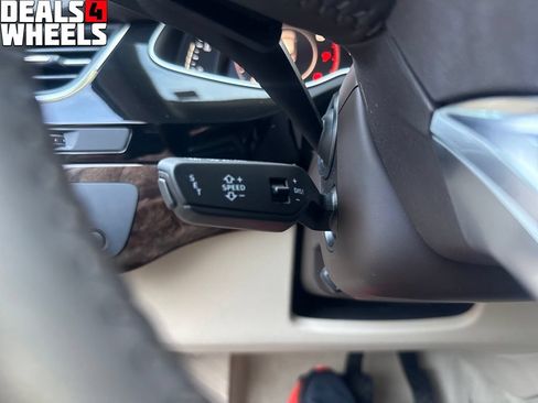 Used 2017 Audi Q7 3.0T Premium Plus AWD/4WD image 39