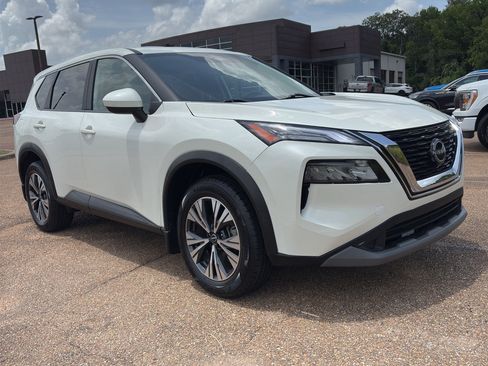 Used 2023 Nissan Rogue SV FWD image 1