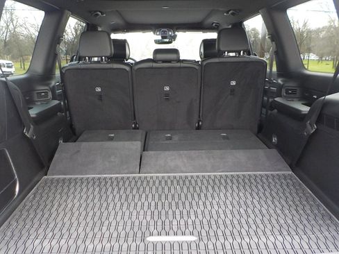 Used 2025 Jeep Wagoneer Series II image 10