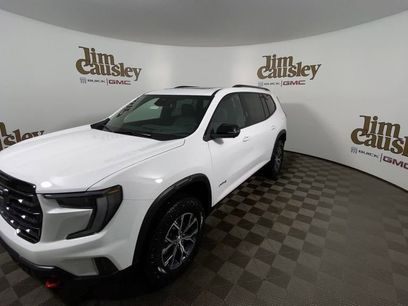 Used 2025 GMC Acadia AT4 w/ Luxury Package