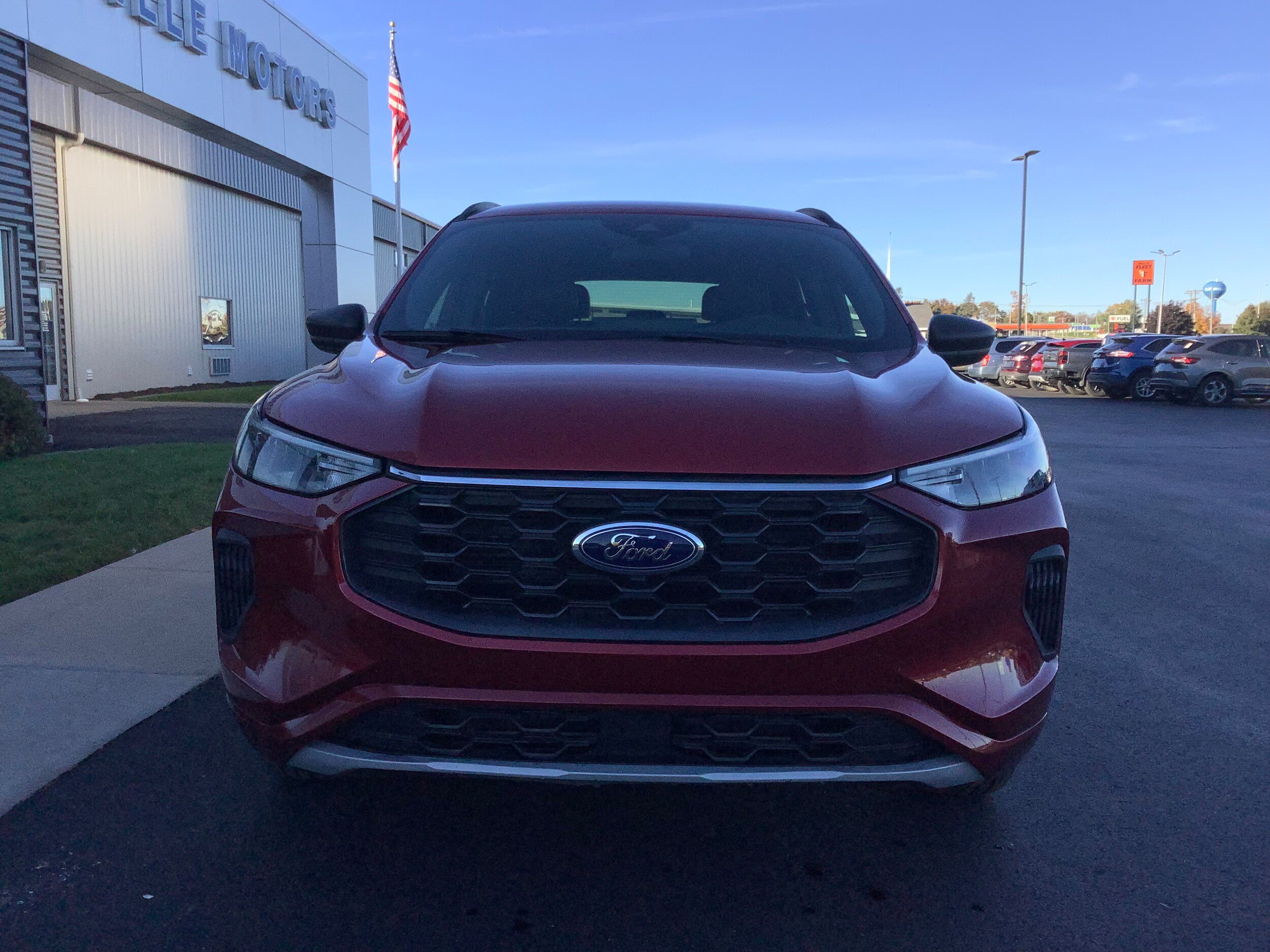 Certified 2024 Ford Escape ST-Line w/ Tech Pack #1 AWD/4WD image 3