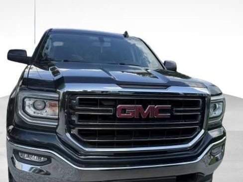 Used 2017 GMC Sierra 1500 SLE w/ SLE Value Package RWD image 11