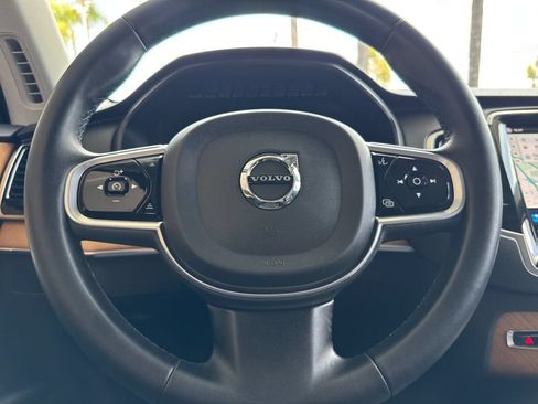 Certified 2023 Volvo XC90 B6 Plus AWD/4WD image 24