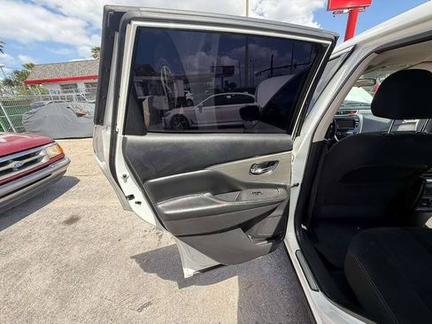 Used 2015 Nissan Murano S w/ Cargo Package AWD/4WD image 16