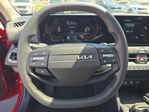 New 2026 Kia K4 FWD image 29
