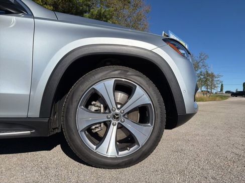 Used 2022 Mercedes-Benz GLS 450 4MATIC image 5