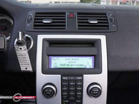 Used 2012 Volvo C70 T5 w/ Dynamic Trim Pkg image 38