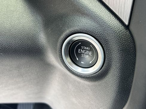 Used 2020 GMC Sierra 2500 Denali AWD/4WD image 31