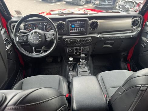Used 2021 Jeep Wrangler Unlimited Sport AWD/4WD image 12