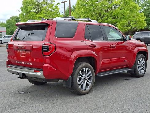 Used 2025 Toyota 4Runner Limited AWD/4WD image 9