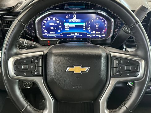 Used 2025 Chevrolet Silverado 2500 LT w/ Convenience Package AWD/4WD image 30