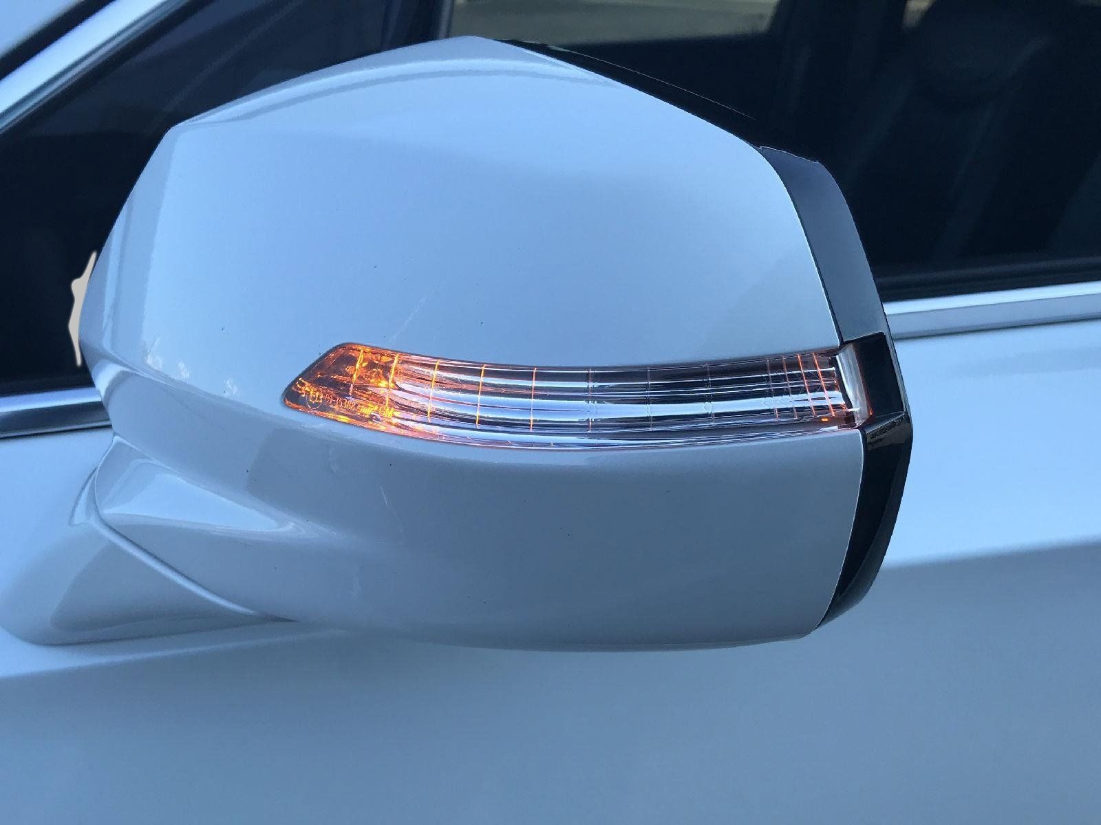 Certified 2024 Cadillac XT6 Luxury w/ LPO, Floor Liner Package AWD/4WD image 33