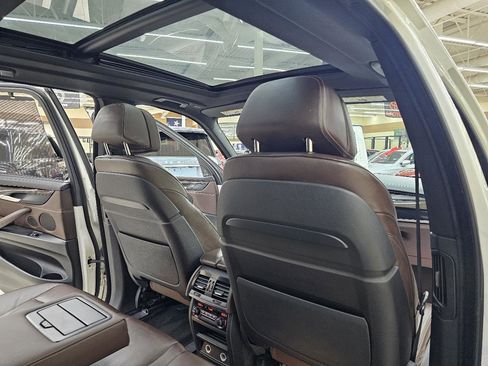Used 2014 BMW X5 xDrive50i image 24